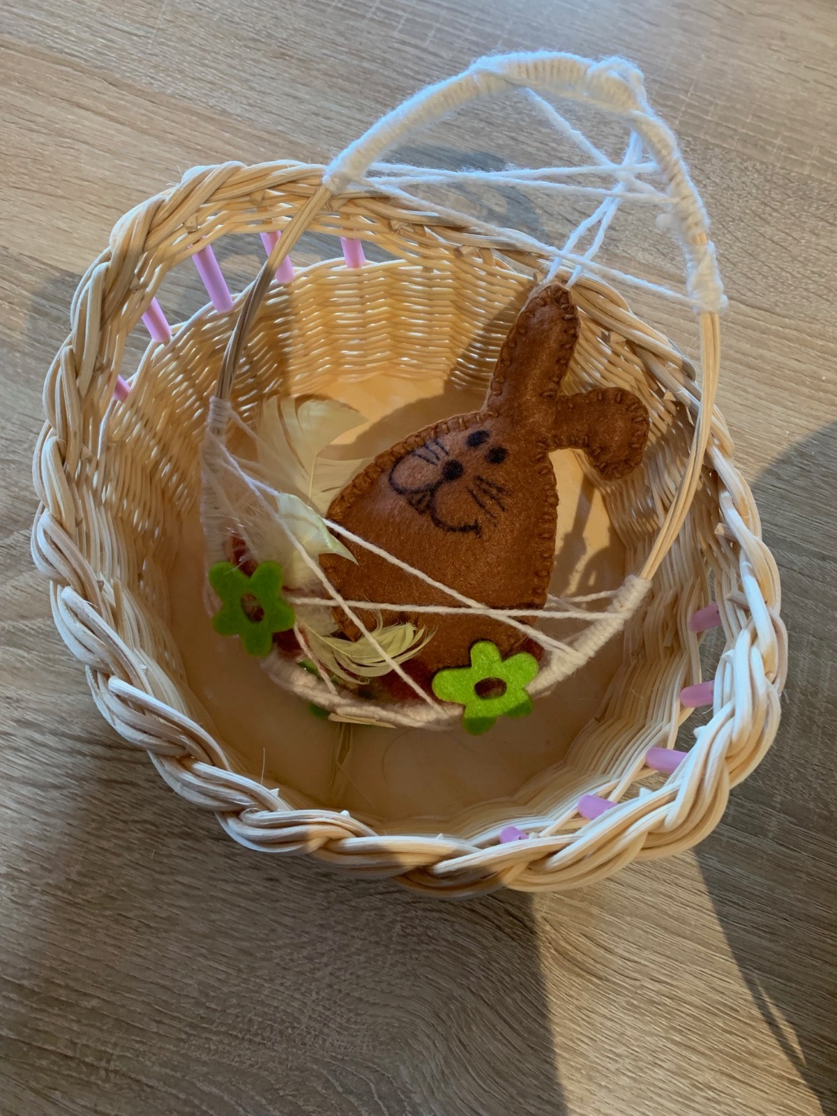 Osterkörbchen selbst flechten